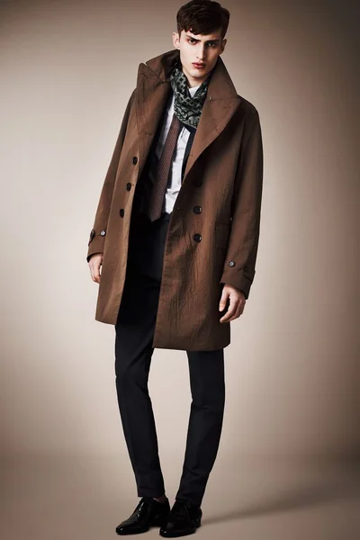 Look 10